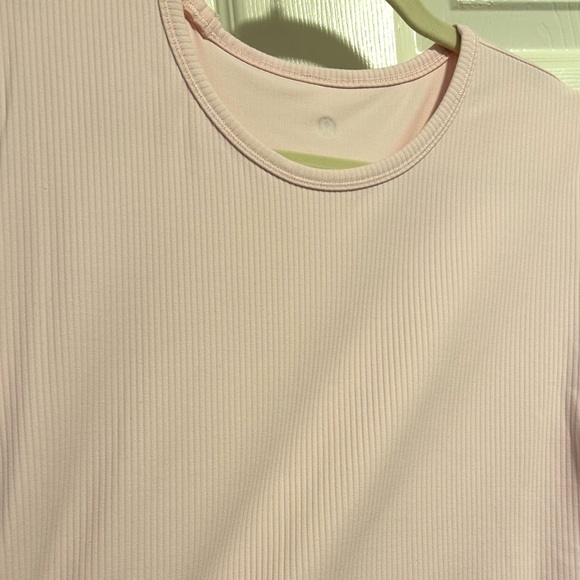 Lululemon All It Takes Strawberry Milkshake NWOT - Picture 2 of 4